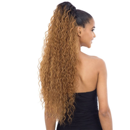 FreeTress Equal Drawstring Ponytail Crush Girl 30"