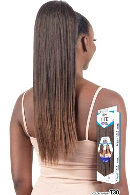 SHAKE-N-GO FREETRESS LITE DRAWSTRING PONYTAIL - YAKI STRAIGHT 24"